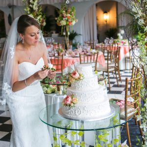 cake_flowers_garden_roses_chelsea_mansion